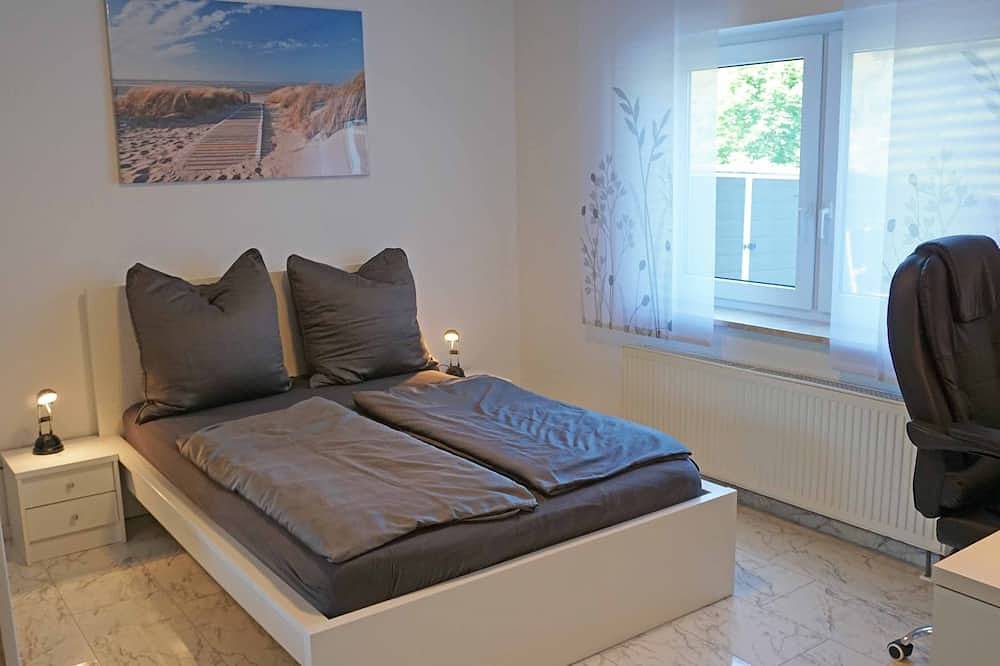 Entire apartment, Sonnige Ferienwohnung für bis zu 4 Personen Direkt in der Natur in Würzburg, Romantische Straße
