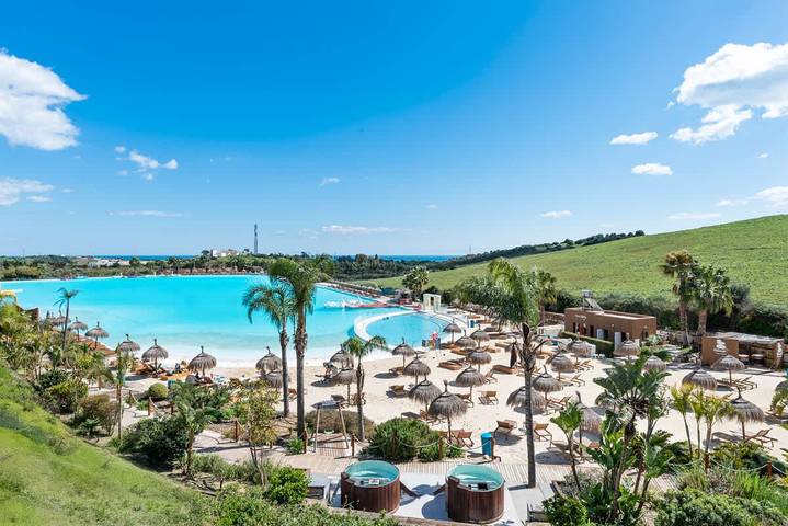 Ganze Wohnung, Alcazaba Lagoon apt by Costarentals in Sierra (Casares), Casares