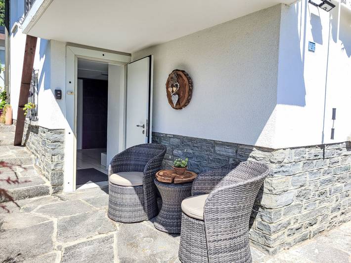 Ferienwohnung für 2 Personen, mit Garten und Ausblick sowie Terrasse, mit Haustier am Lago Maggiore (Schweiz) - 2