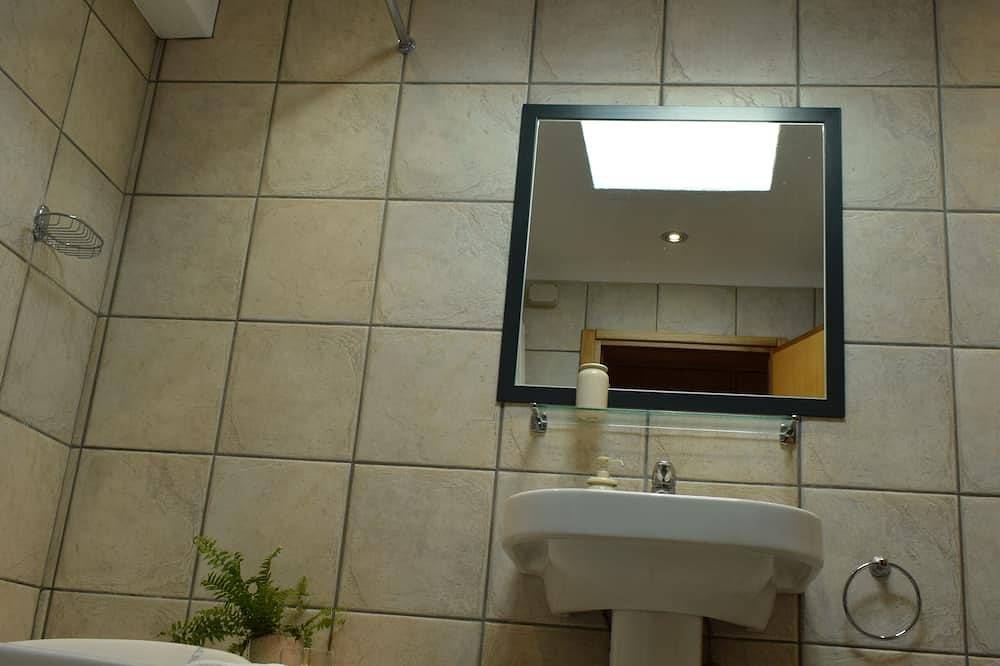 Entire apartment, Mirabello | Skylight Bathtub | Sea Views | Elounda in Elounda, Lasithi