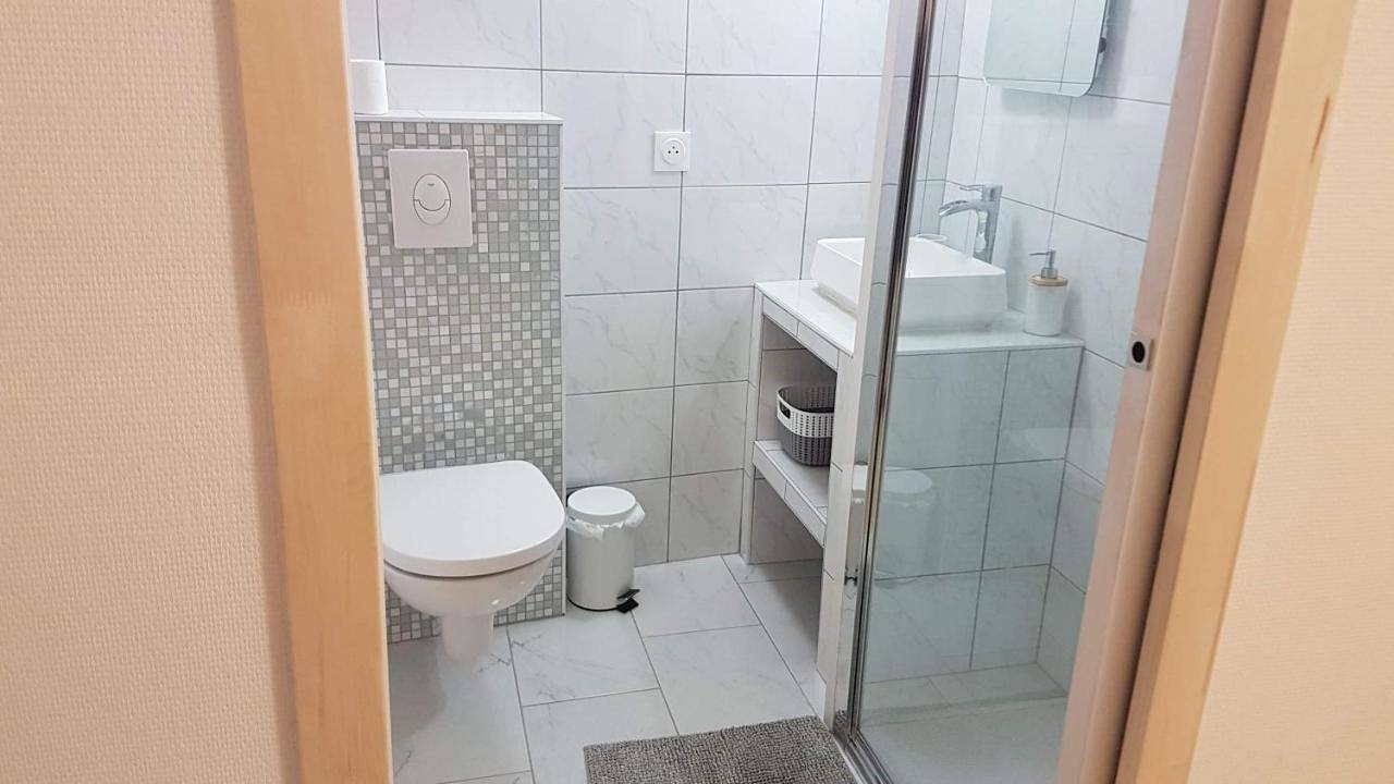 Appartement entier, Les insolites de Champeix in Champeix, Région de Besse-et-Saint-Anastaise