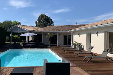 Location de vacances pour 8 personnes à Cestas