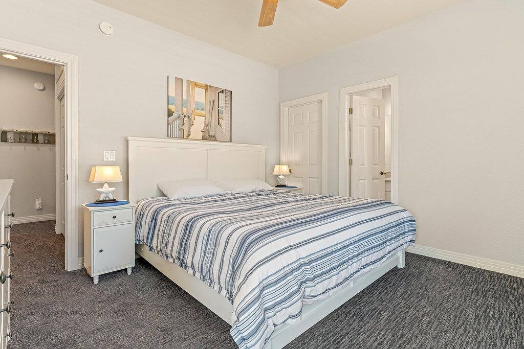 Gone Coastal: Dog-Friendly (2 max), Private Pool in Corolla, Currituck County