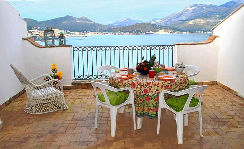 Casa vacanza per 7 persone, con Vista oceano e Balcone/Terrazza a Gaeta