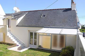 Gîte pour 5 personnes, avec terrasse et jardin à Concarneau