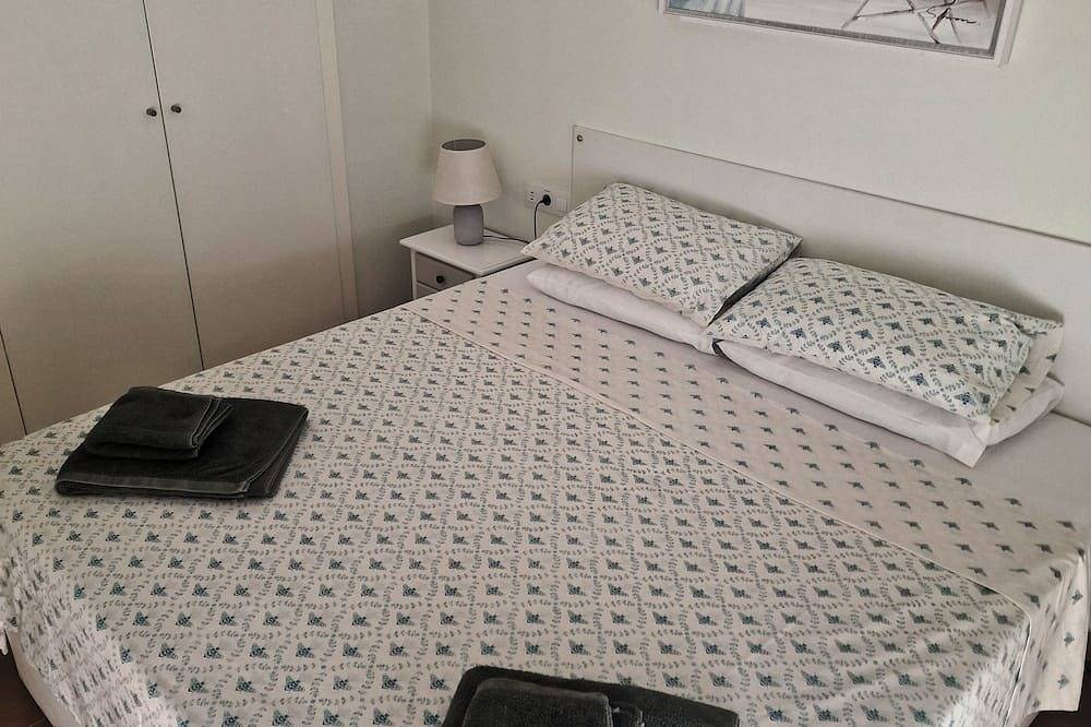 Entire apartment, Immaculate 2-Bed Apartment in Pego in Pego, Costa Blanca