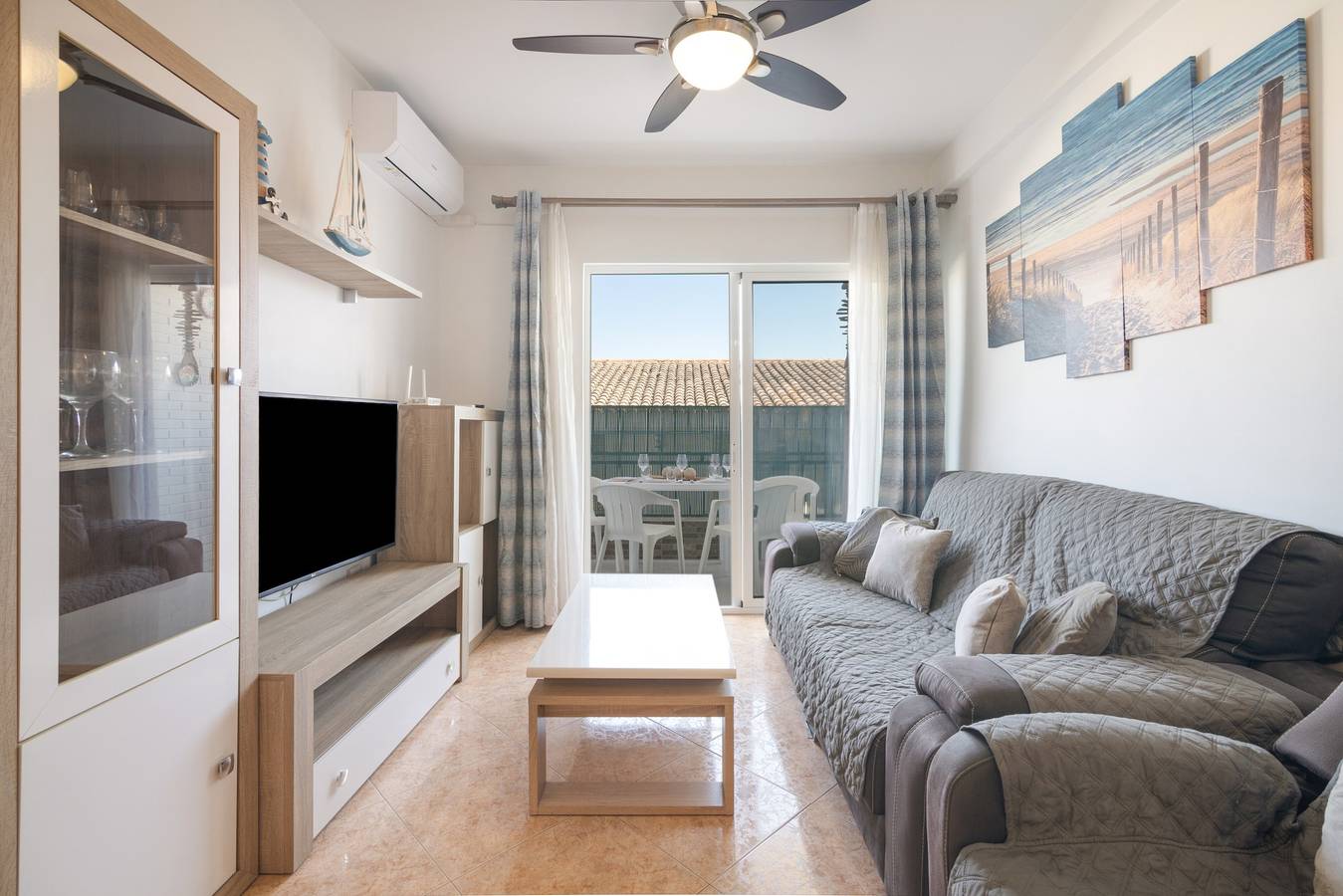 Appartement entier, Appartement « Cisne del Mar » avec terrasse privée, Wi-Fi et climatisation in Punta Umbría, Costa de la Luz