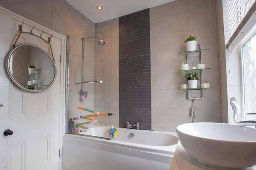 Beautiful, Character property in a fantastic central location in Coventry, Birmingham y alrededores