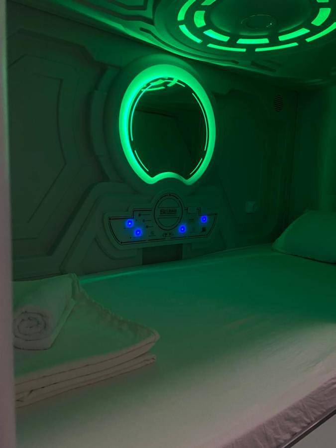 Bambu hostel capsules in San Pablo-Santa Justa, Sevilla