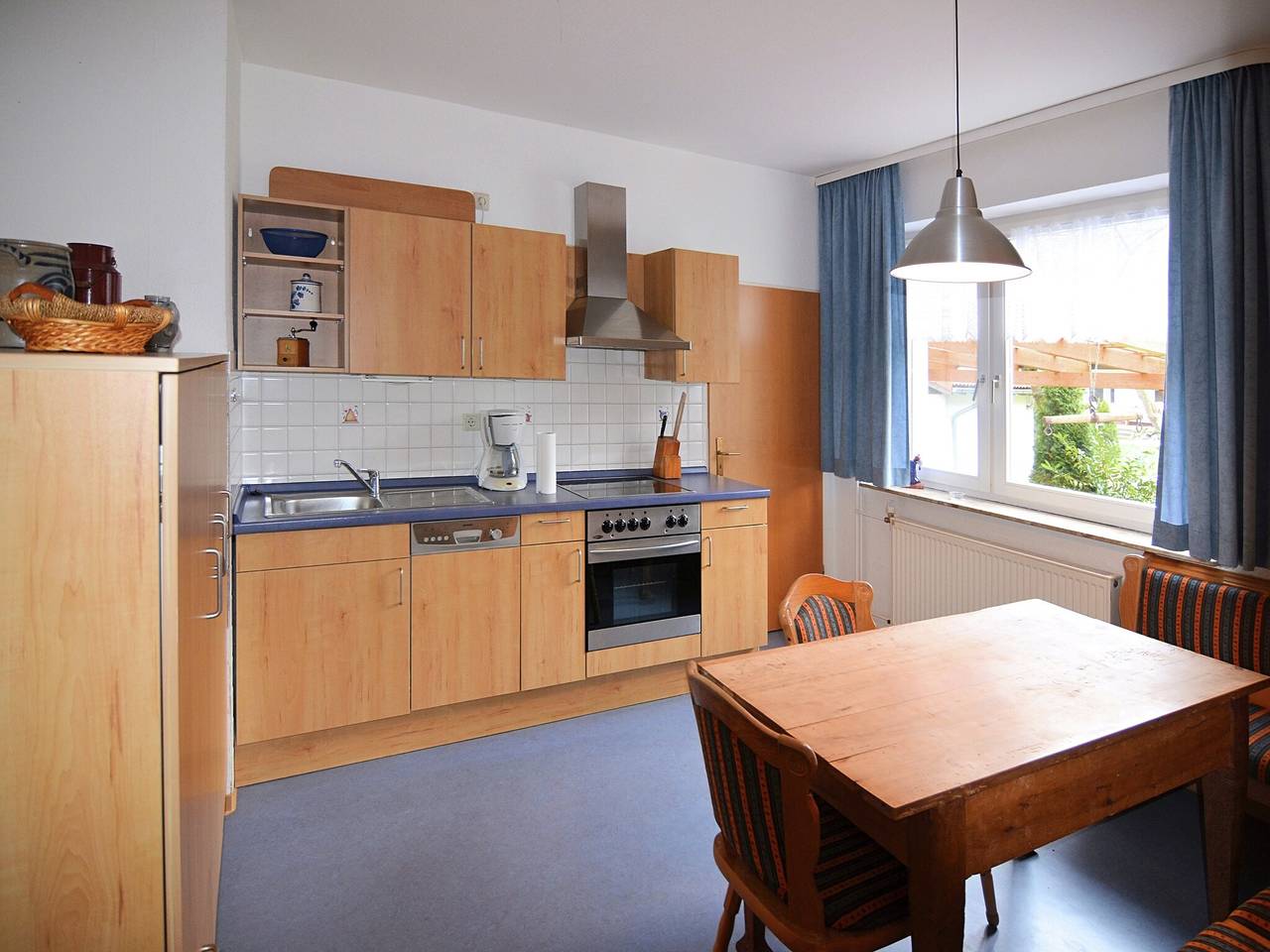 Cały apartament, Apartament wakacyjny z prywatnym tarasem w Hüddingen in Bad Wildungen, Waldecker Land