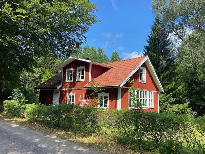 Hus för 4 Personer med trädgård in Kronobergs