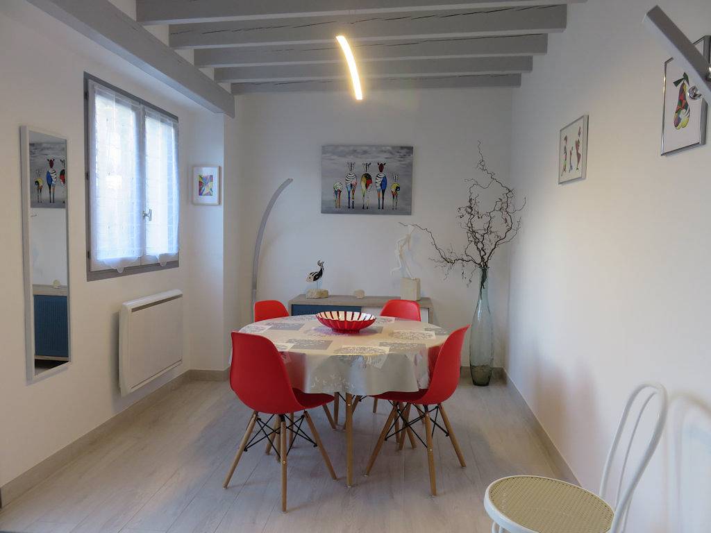 La Maison de Mouni in Maule, Yvelines
