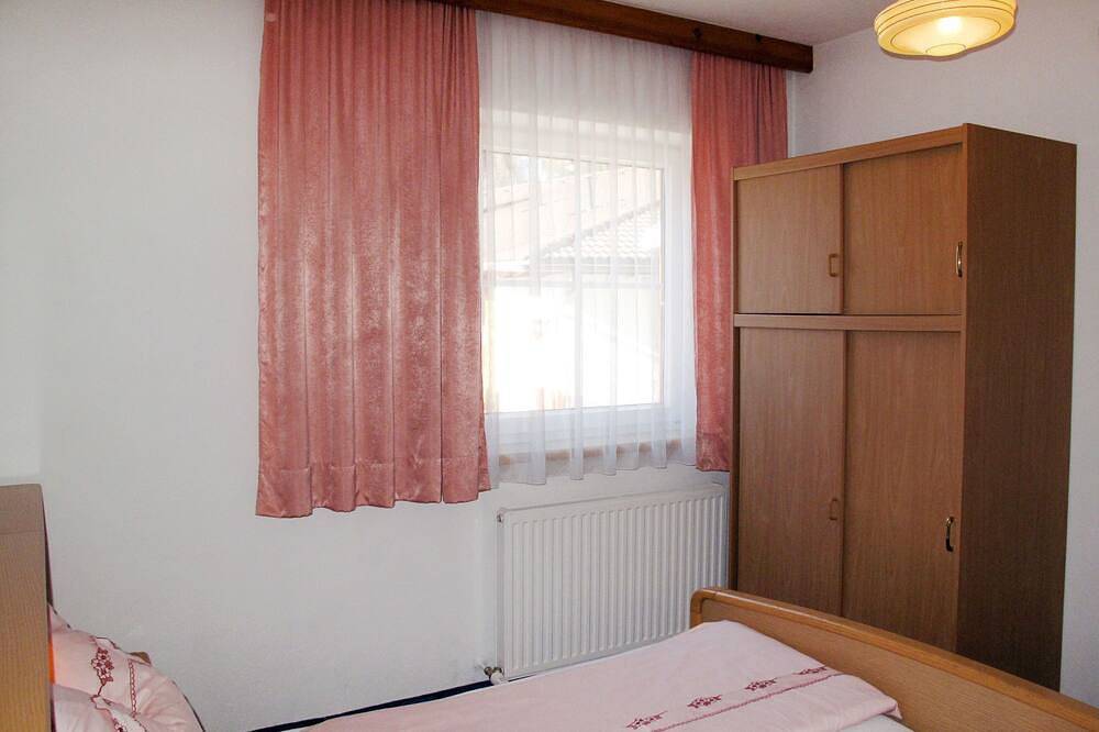 Ganze Wohnung, Ferienwohnung Miriam by Interhome in Spiss, Tiroler Oberland