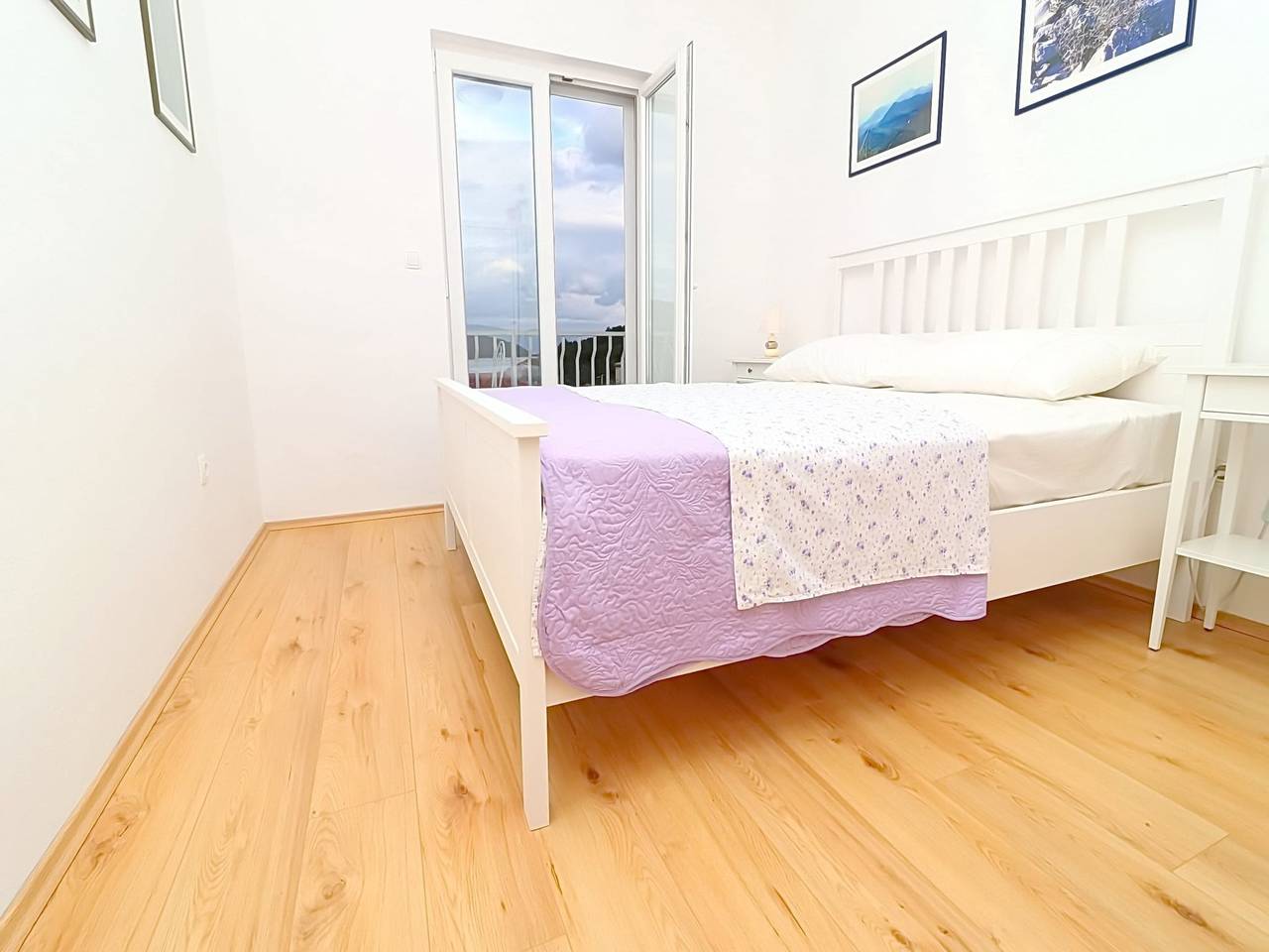 Ganze Wohnung, Apartments Nodilo - Comfort One Bedroom Apartment with Balcony and Sea View (Apt 3) in Mljet