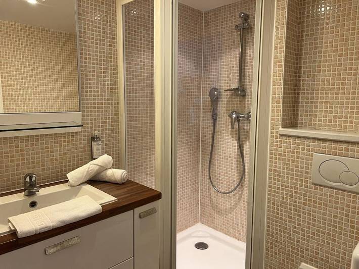 Hôtel pour 2 personnes, avec piscine et sauna ainsi que jacuzzi et terrasse dans Casino de Deauville - 3