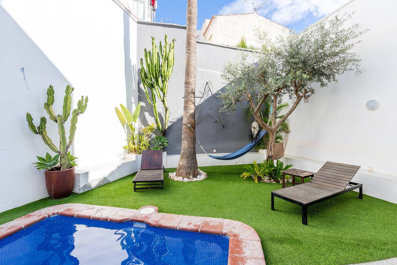 El Patio Andaluz – Casa con piscina para grupos (13 pax) en Vélez-Málaga in Vélez-Málaga, Costa del Sol