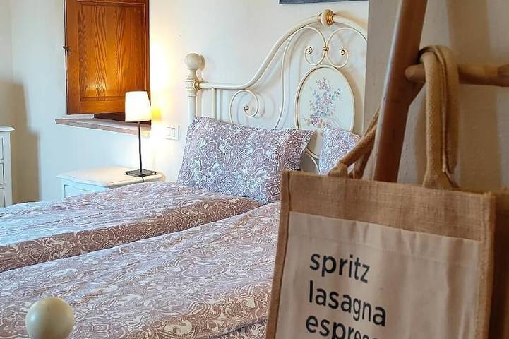 Agriturismo per 6 persone, con giardino in San Giovanni d'Asso