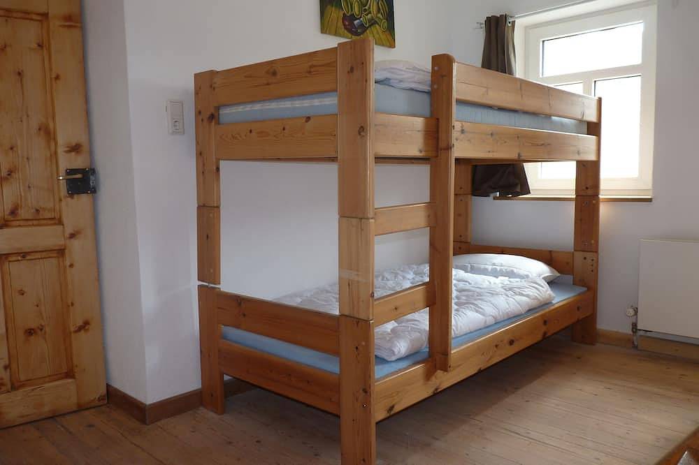 Eifel Ferienhaus - großer Gemeinschaftsraum - 7 Schlafzimmer- Alleinnutzung! in Zweifelscheid, Eifelkreis Bitburg-Prüm