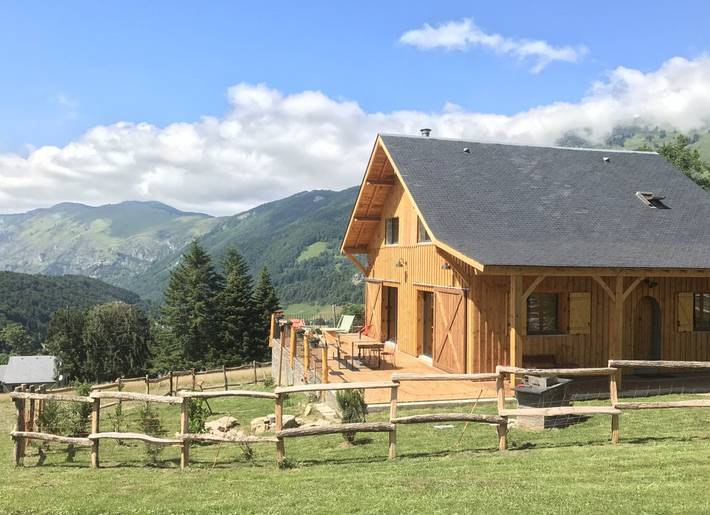 Gîte pour 8 personnes, avec jardin et terrasse à Campan - 2