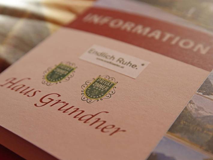 Haus Erika Grundner - Doppelzimmer "Erholung" in Kleinsölk, Tauern