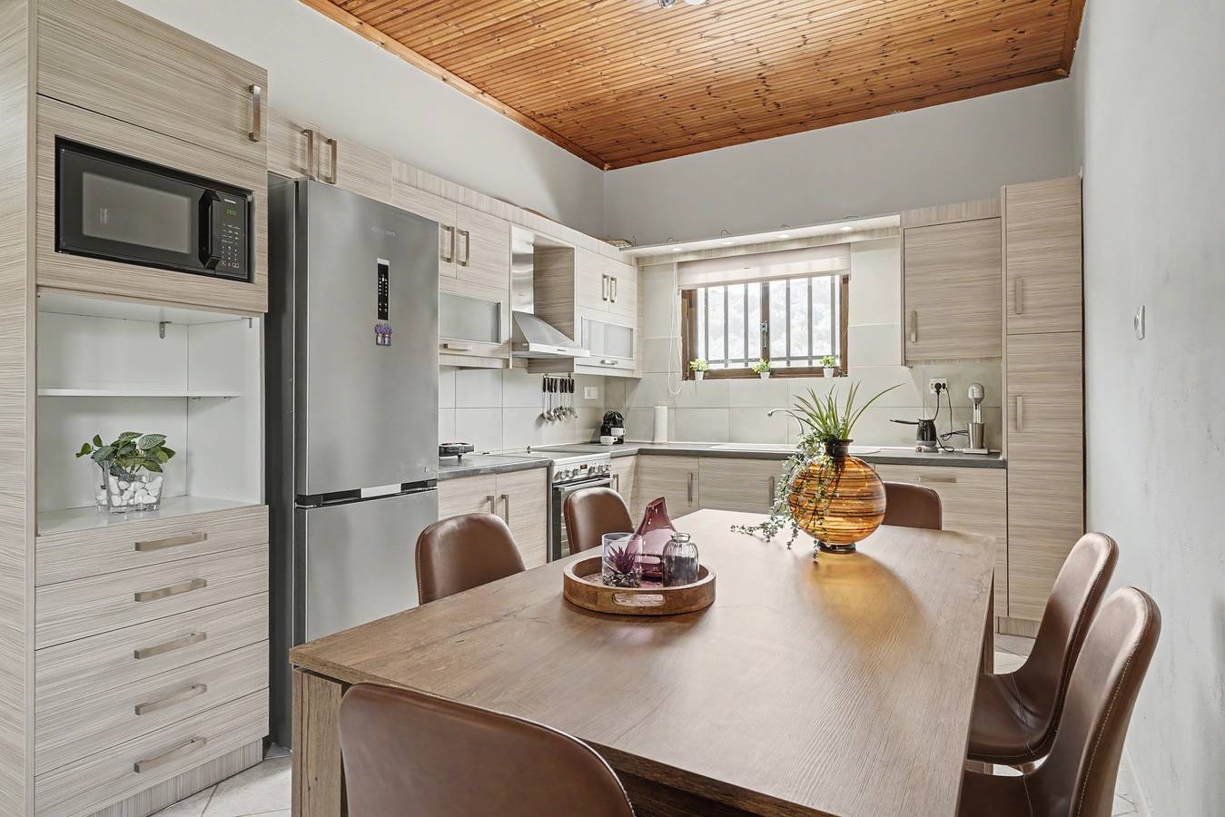 Casa Vacanze 'Karousades Olive House' con Vista Montagna, Wi-Fi e Aria Condizionata in Corfù