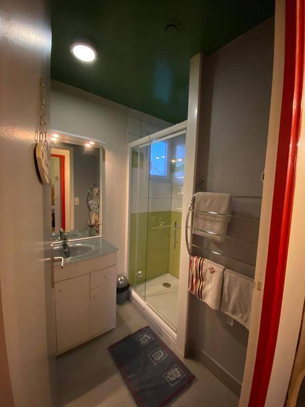 Appartement entier, Studio type 1bis avec une 20 de marche a monte in Gourdon, Quercy