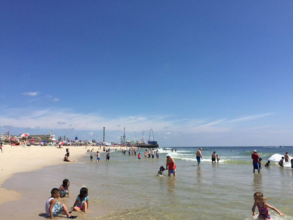 Ganze Wohnung, Familienfreundliche neu renovierte 1-Zimmer-Strandwohnung in Seaside Heights in Toms River, Ocean County