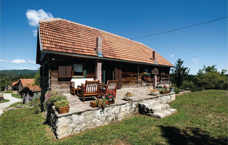 Ferienhaus für 8 Personen, mit Terrasse und Garten sowie Ausblick