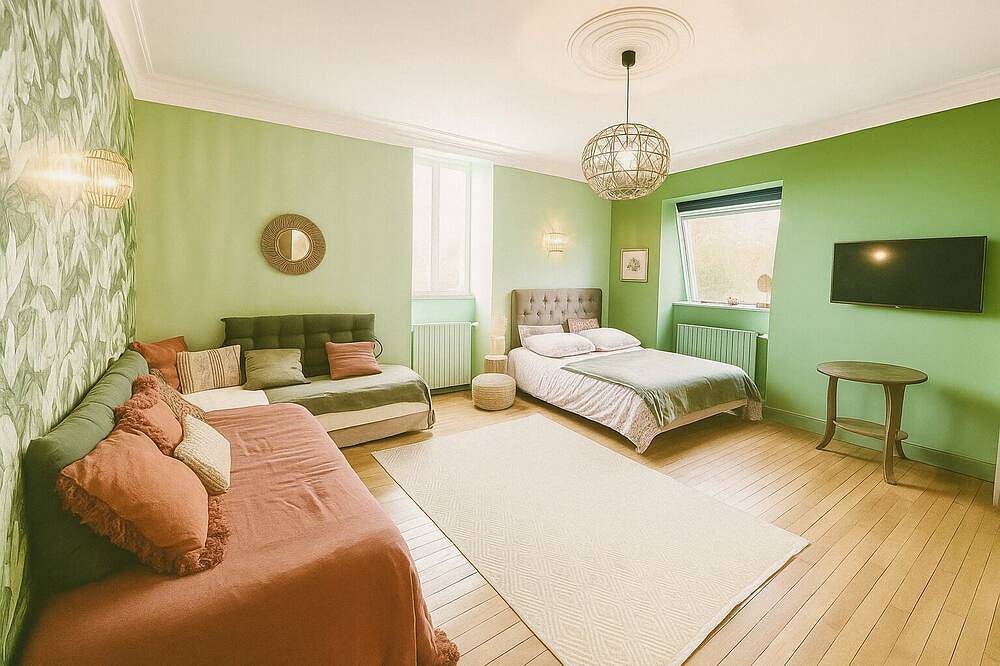 Entire apartment, Large 4* apartment for 6 people in the center of Chartres in Chartres, Chartres region