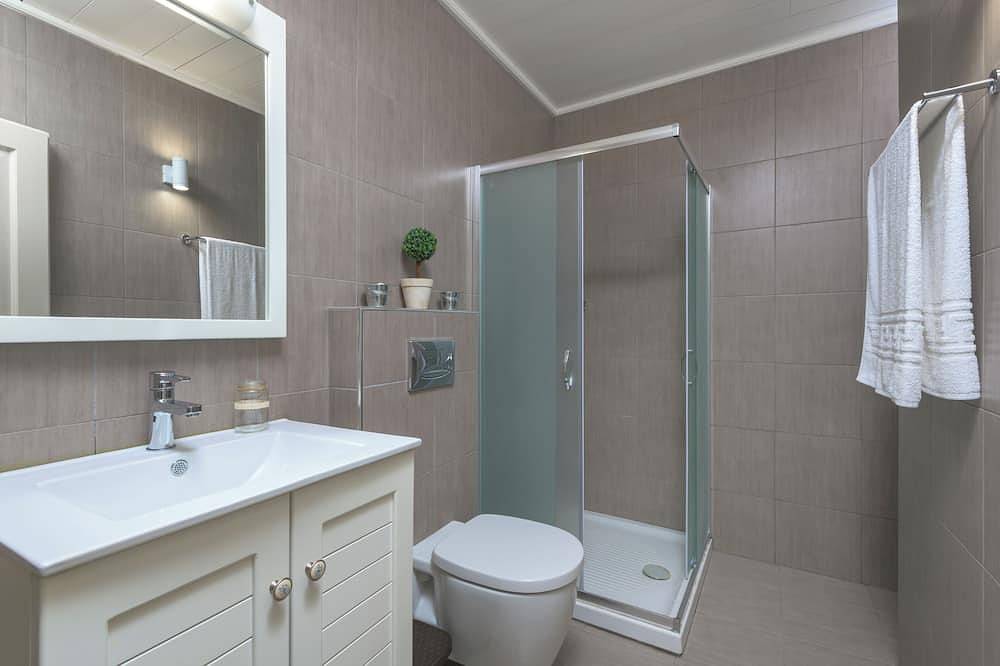 Entire apartment, House in Symi with sea view in Ano Symi, Turkish Aegean