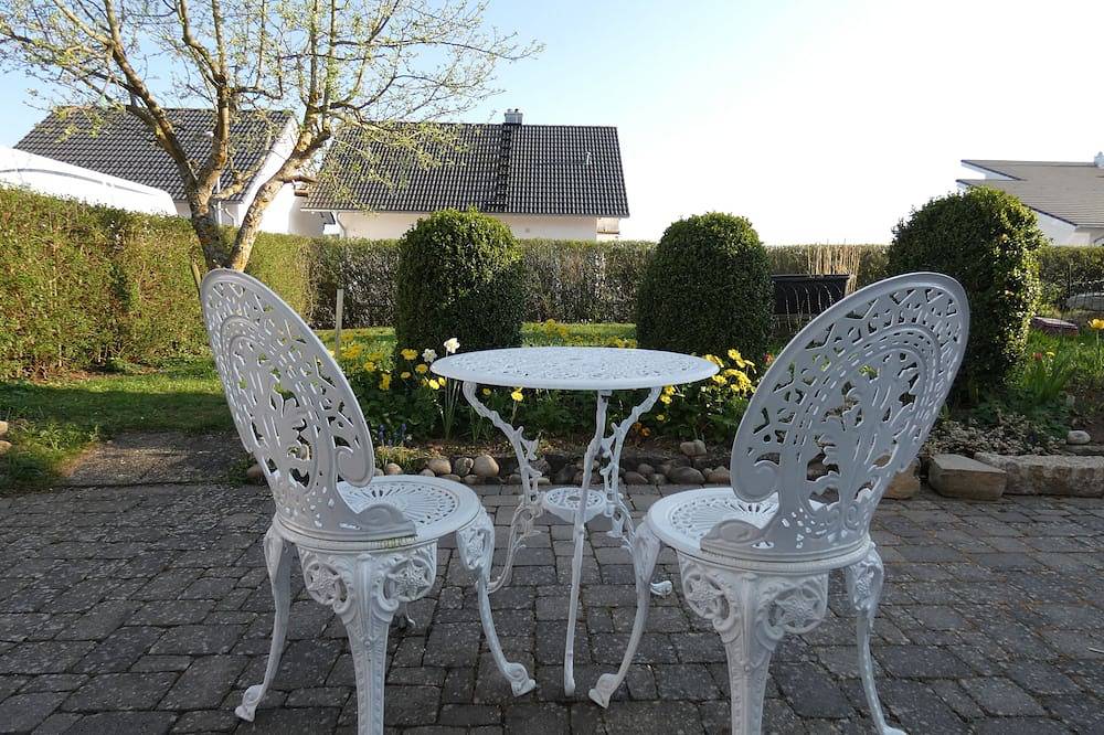 Ganze Wohnung, Ruhige Ferienwohnung im Dorf auf 630 m Höhe am Rande des Schwarzwaldes in Horb am Neckar, Mittlerer Schwarzwald