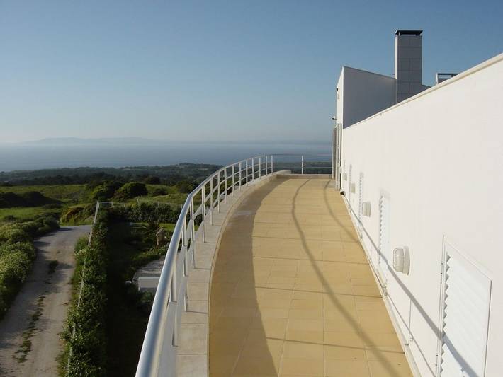 Casa rural para 9 personas, con piscina además de jardín y vistas al mar en Costa da Caparica - 3