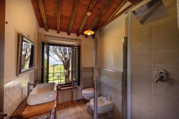 Appartamento intero, Monolocale privato ed accogliente, in stile rustico in Montalcino, Val d’Orcia