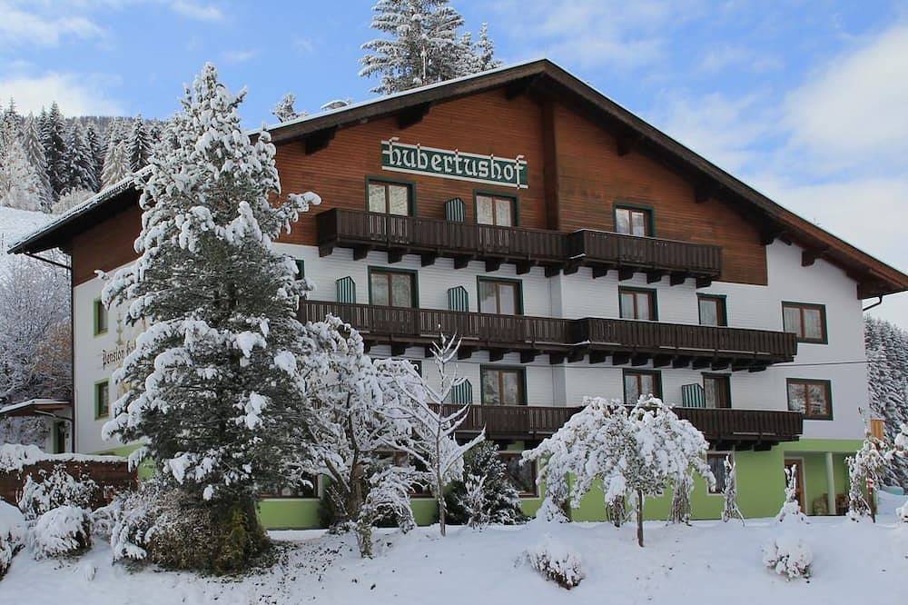Familienzimmer - Hubertushof Beim Römerbad in Bad Kleinkirchheim, Nockberge