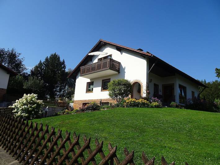 Ferienwohnung für 6 Personen, mit Garten und Whirlpool, kinderfreundlich in Obertrubach - 2