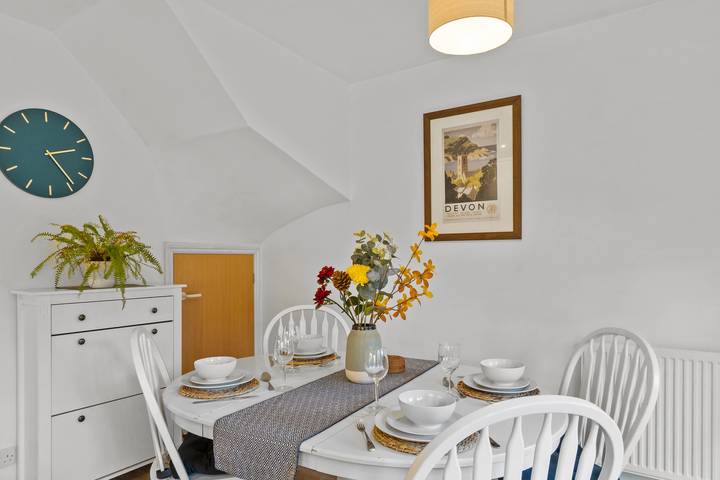 Central Exeter 3Br | Walk Everywhere in Exeter, Devon