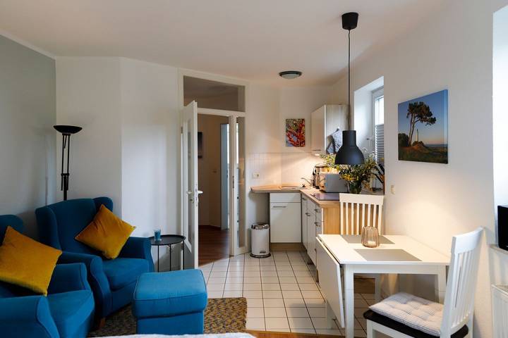 Ferienwohnung für 2 Personen, mit Ausblick und Terrasse sowie Seeblick auf der Halbinsel Mönchgut - 2