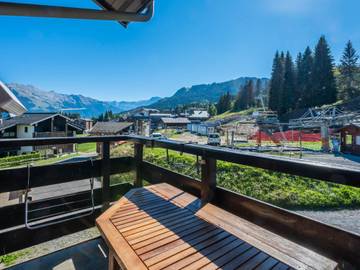 Gîte pour 4 personnes, avec balcon à Morillon