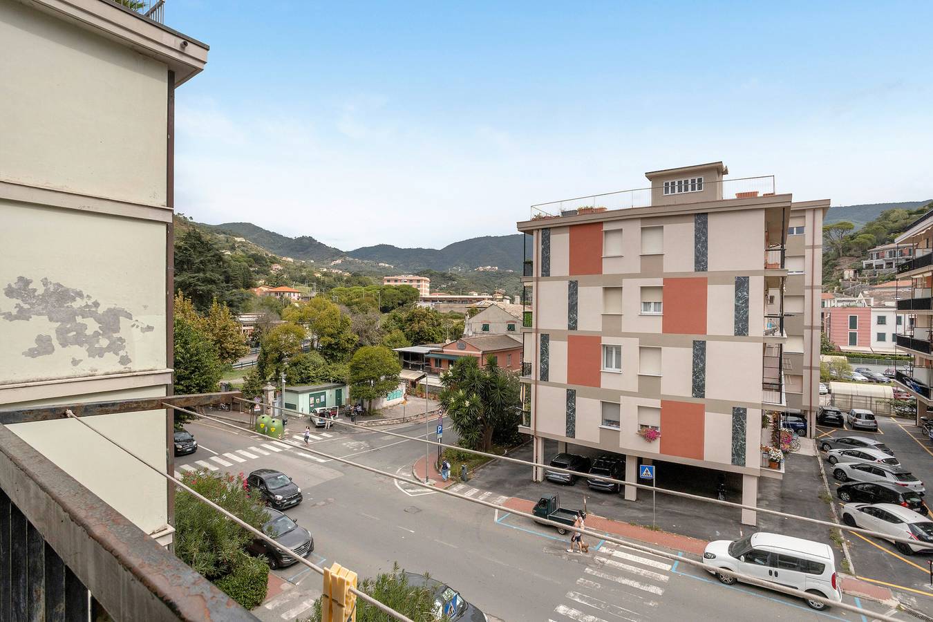 Entire apartment, Apartment 'Porta Delle Terre' with Balcony and Wi-Fi in Levanto, Levanto Municipality