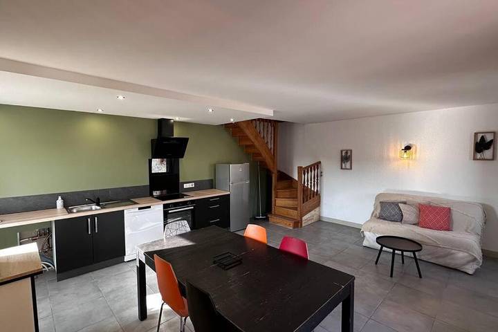 Location de vacances pour 6 personnes, avec jardin, animaux acceptés à Saint-Privat-d'Allier