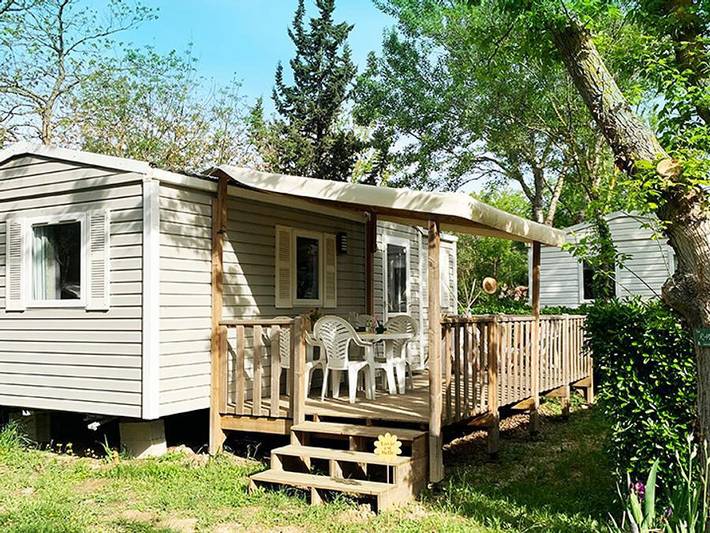 Camping Le Val de Cesse - Mobilheim 4 personen - Welcome 27m² - 2 Schlafzimmer - Tv - Klimaanlage - Terrasse -. in Mirepeisset, Mittelmeerküste (Frankreich)