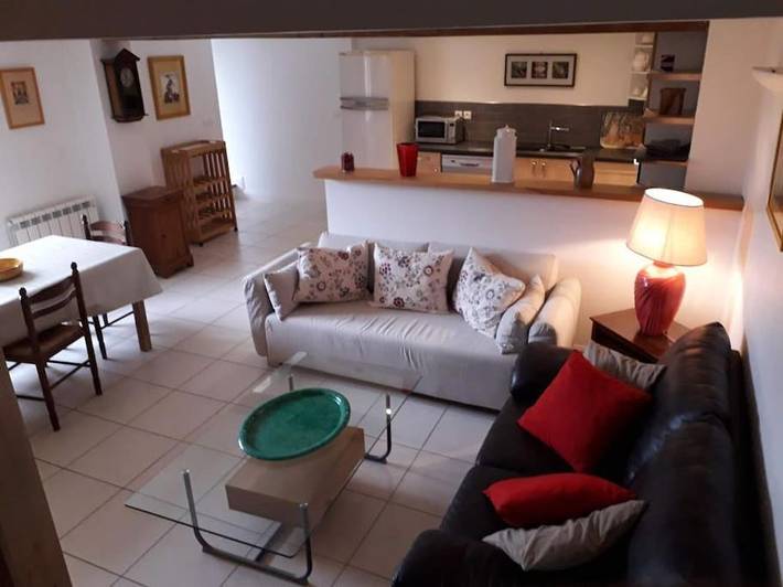 Gîte pour 6 personnes, avec terrasse à Saint-Eugène