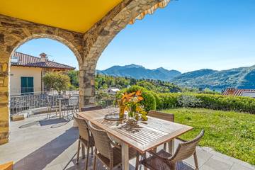 Villa for 8 People in Tremezzina, Como Province, Photo 1