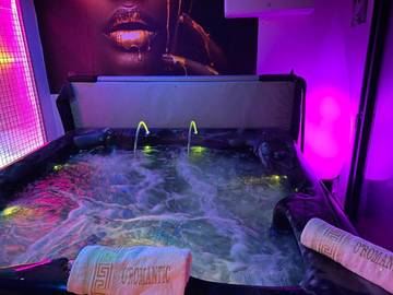 Hôtel pour 2 personnes, avec terrasse et jacuzzi à Arques