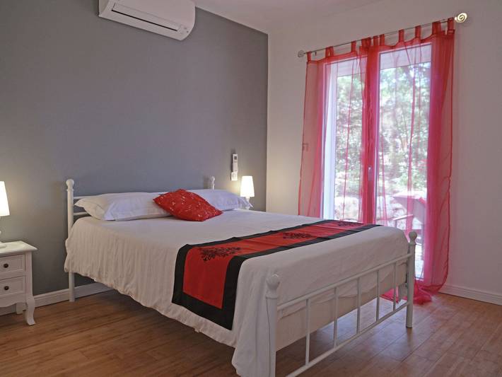 Location de vacances pour 6 personnes, avec piscine à Montauroux - 4