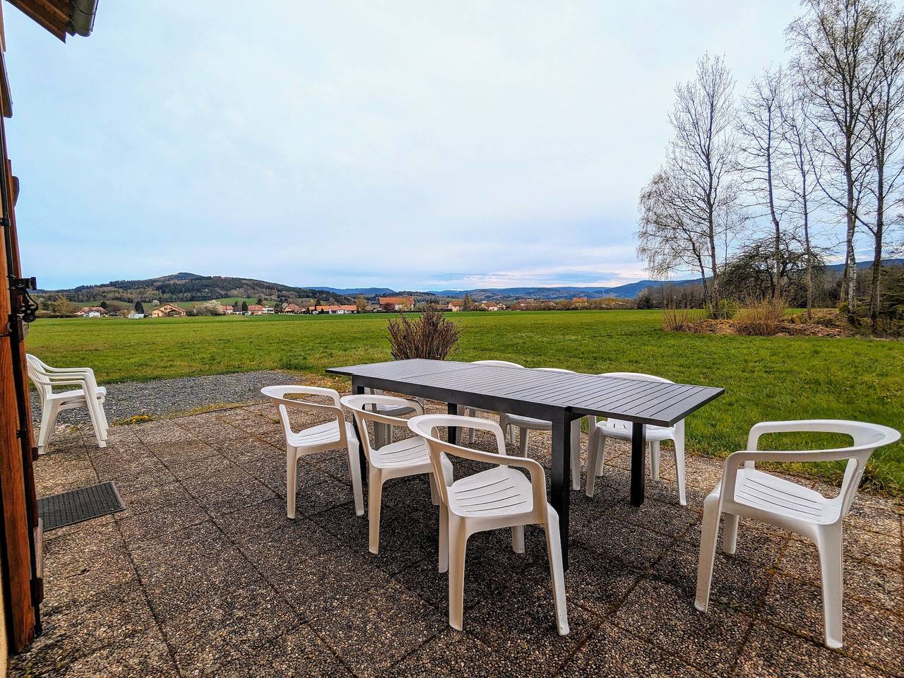 Gîte spacieux avec cheminée, proche nature, accessible Pmr, idéal famille et motards in Anould, Saint-Dié-des-Vosges