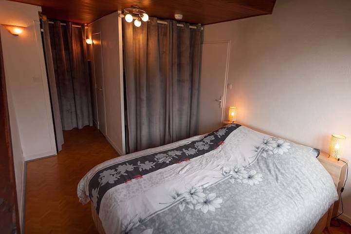 Ganze Wohnung, Le T2 Douillet d'Uriage -Residence Le Louvre -Chamrousse thermal cure-2/3 pers in Vaulnaveys-le-Haut, Isère