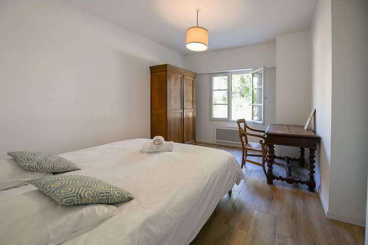 Location de vacances pour 9 personnes, avec jardin et terrasse, animaux acceptés à Cadillac-en-Fronsadais - 3