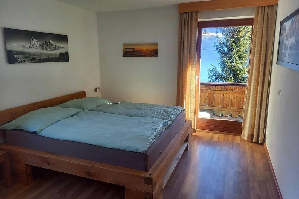 Geheel appartement, Sterzingerhof - Apartment Lärchenblick in Mösern, Telfs