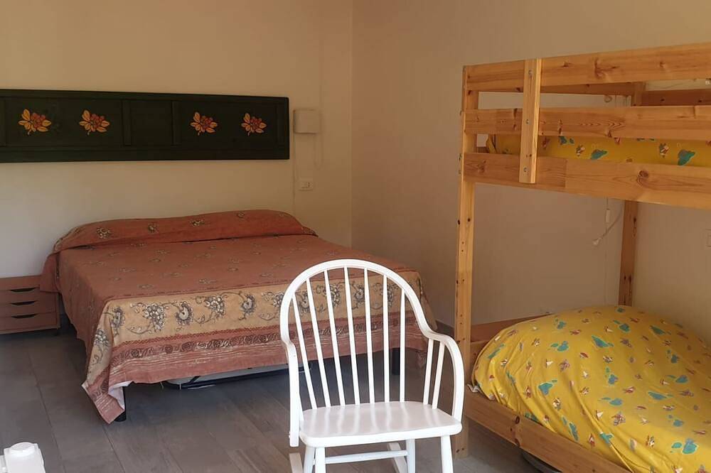 Ganze Wohnung, Casa vacanze Fanny - Casa vacanza Fanny in Spiaggia Fetovaia, Campo nell'Elba